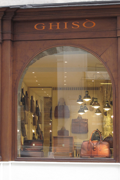 Ghisò boutique